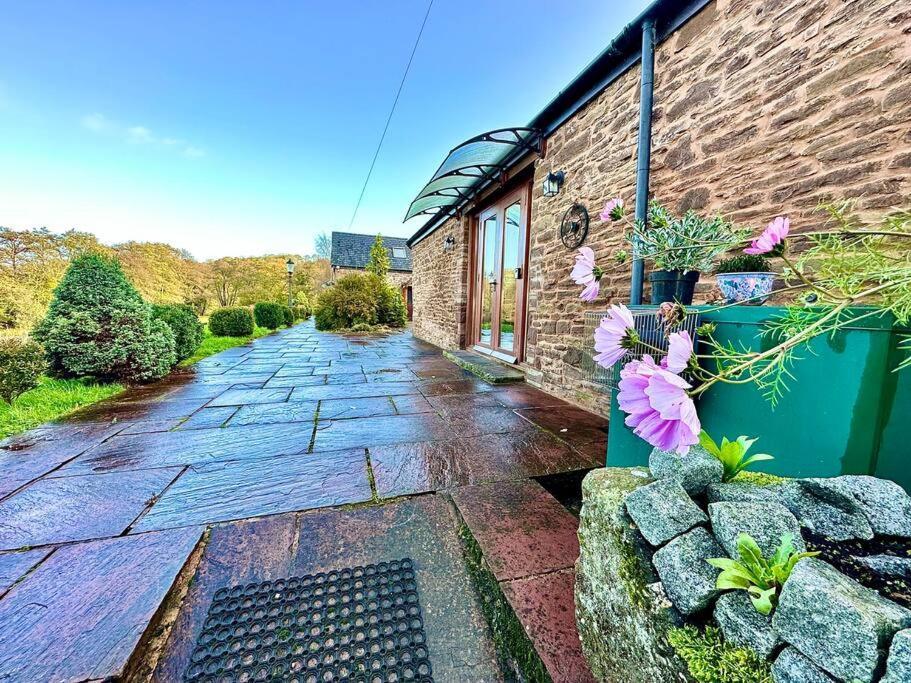 Detached One Level Stone Barn Villa Llangwm-Isaf Exterior photo